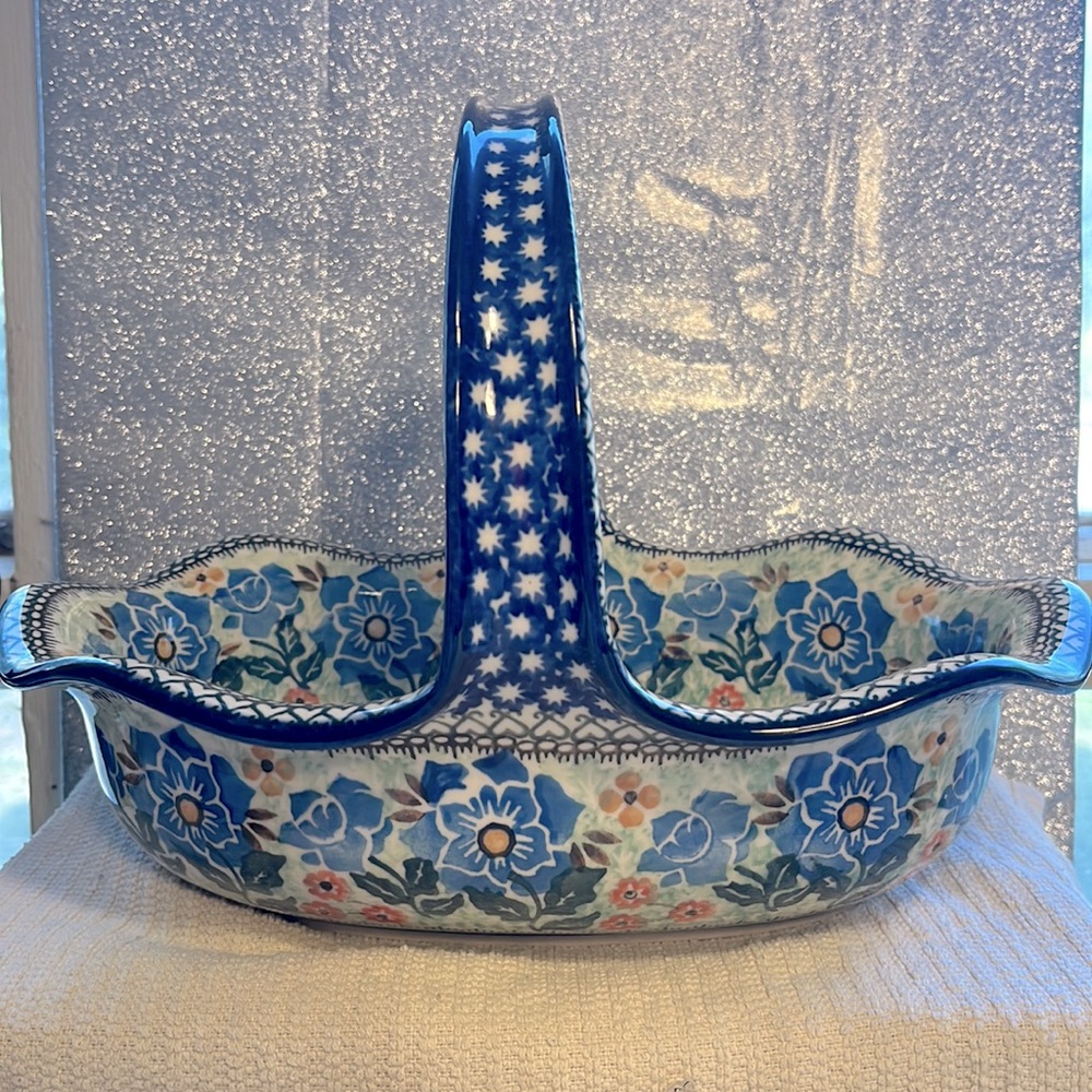 Basket with Handle 11" Presence Of Love UNIKAT